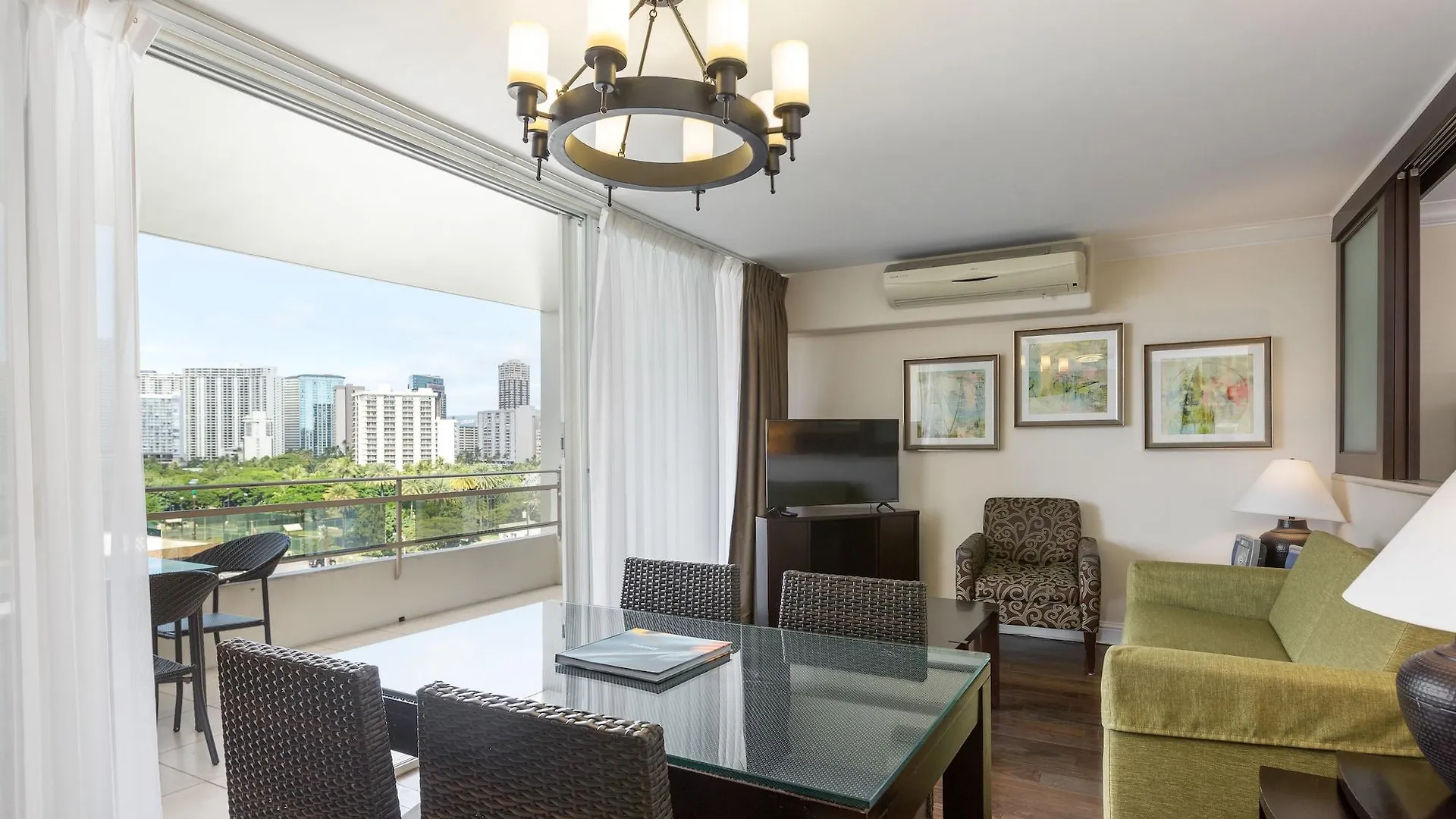 Regency On Beachwalk Waikiki By Outrigger Honolulu