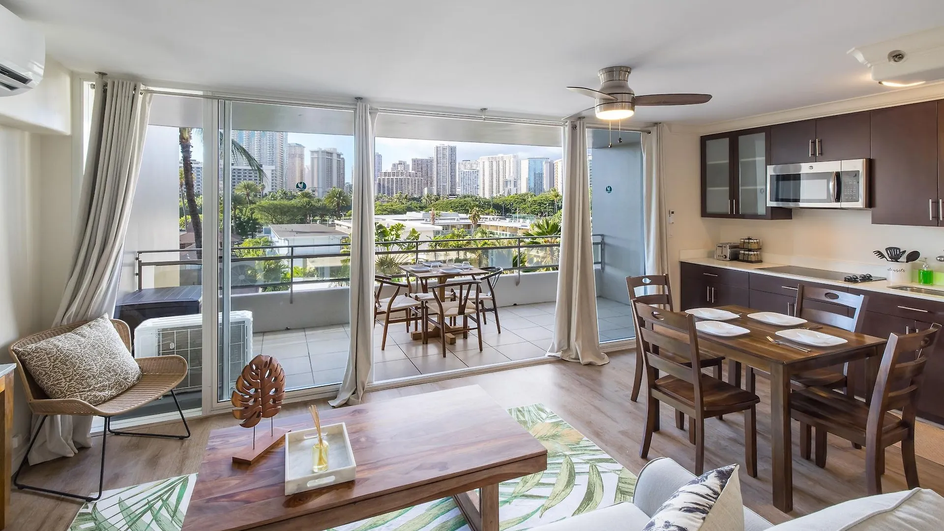 Regency On Beachwalk Waikiki By Outrigger Honolulu United States